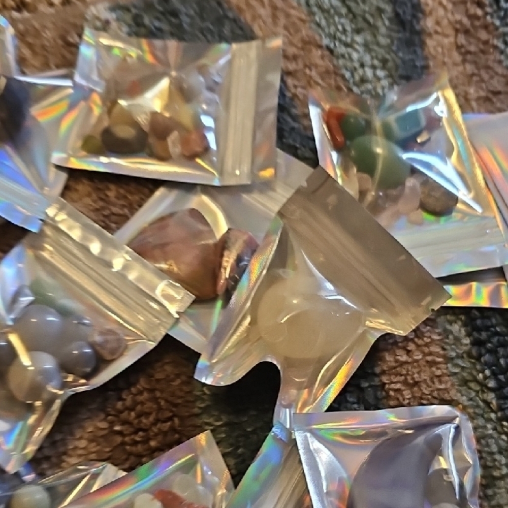 Assorted Gemstone Collection - Picture 5 of 5